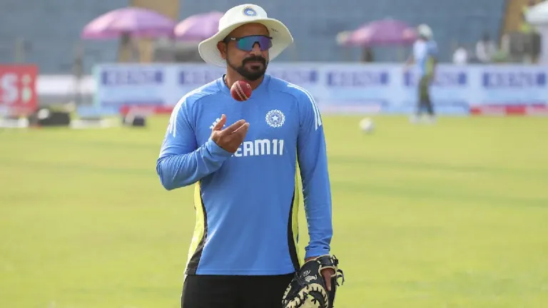 “I remember talking to Rohit Sharma” - T Dilip reveals the origin of the fielding medal in the Indian dressing room
