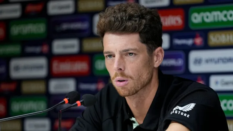 “They will probably do a bit more than they might do back home” - Mitchell Santner warns Team India ahead of NZ tour