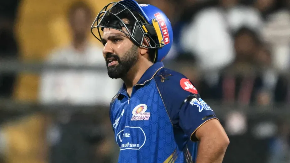 “Cricketers itna kamate hain lekin bahut kanjoos hain” - Rohit Sharma makes an interesting revelation
