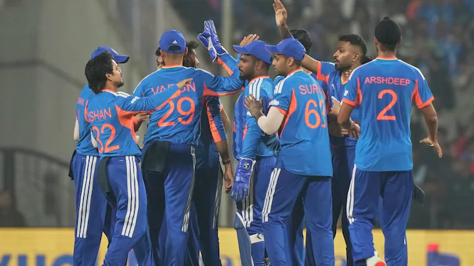“So many spinners will be a waste in New Zealand” - Kris Srikkanth questions Indian team management